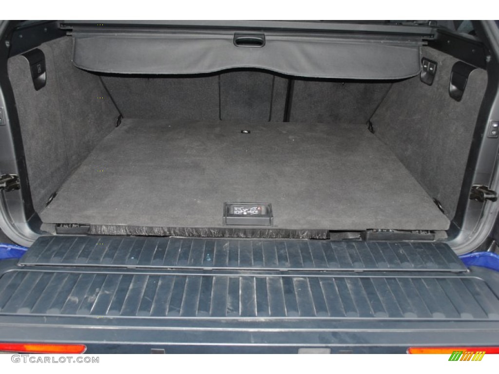 2005 BMW X5 4.8is Trunk Photo #75637236