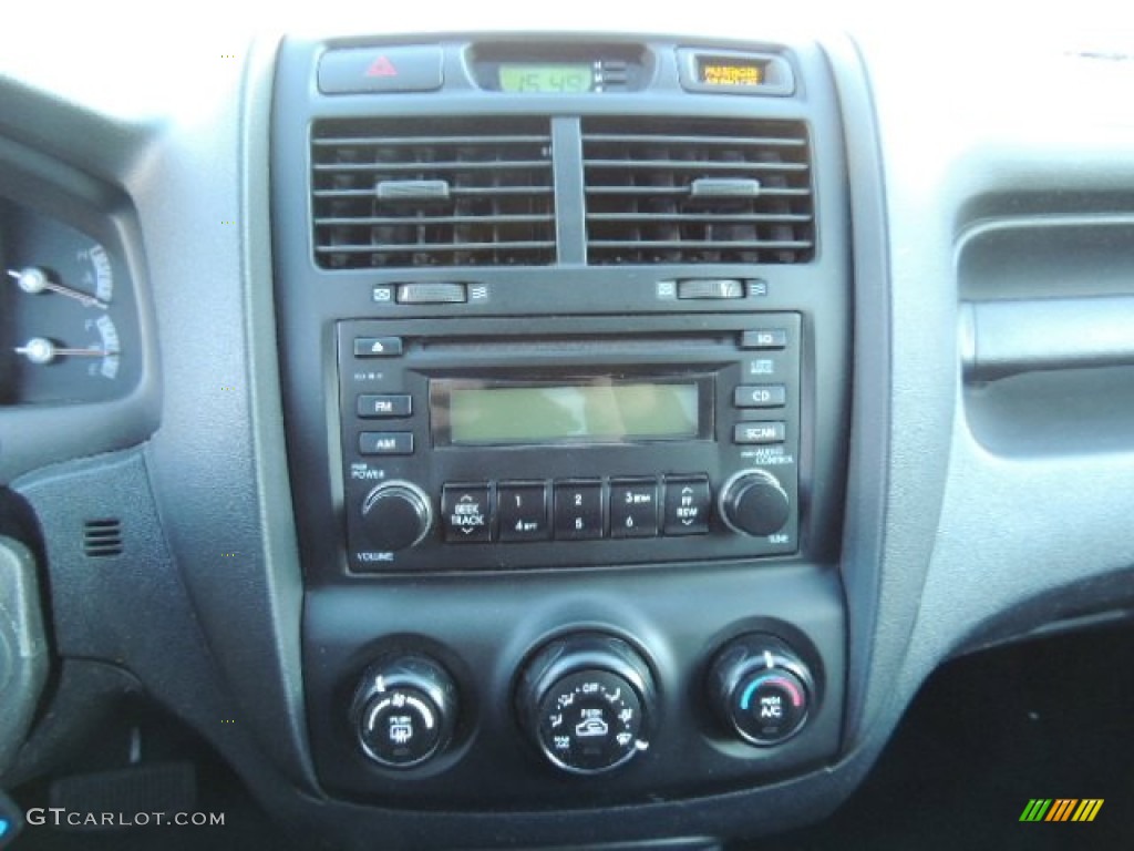 2008 Sportage LX - Steel Silver Metallic / Black photo #12