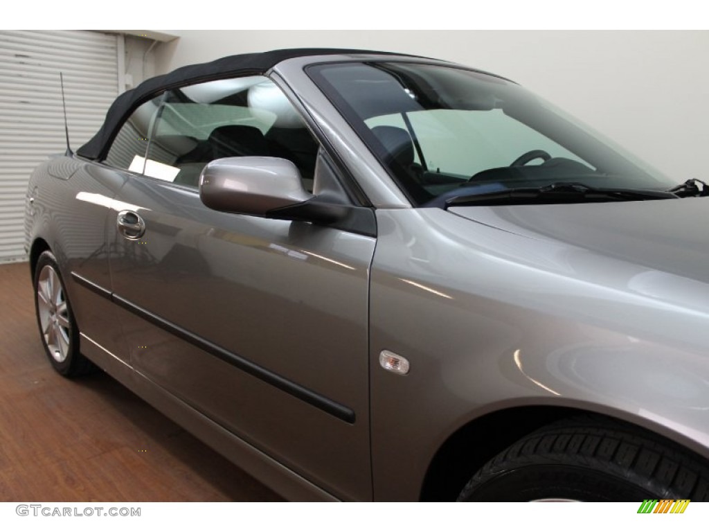 2007 9-3 2.0T Convertible - Smoke Beige Metallic / Black/Gray photo #17
