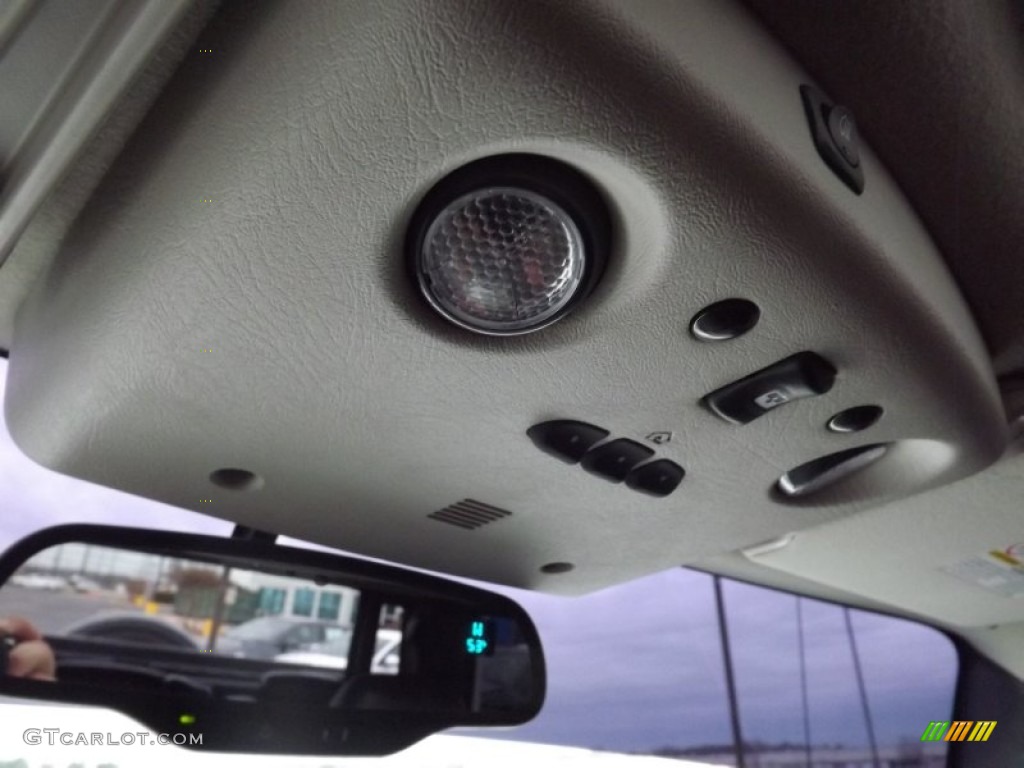 2007 Hummer H2 SUT Controls Photo #75639489