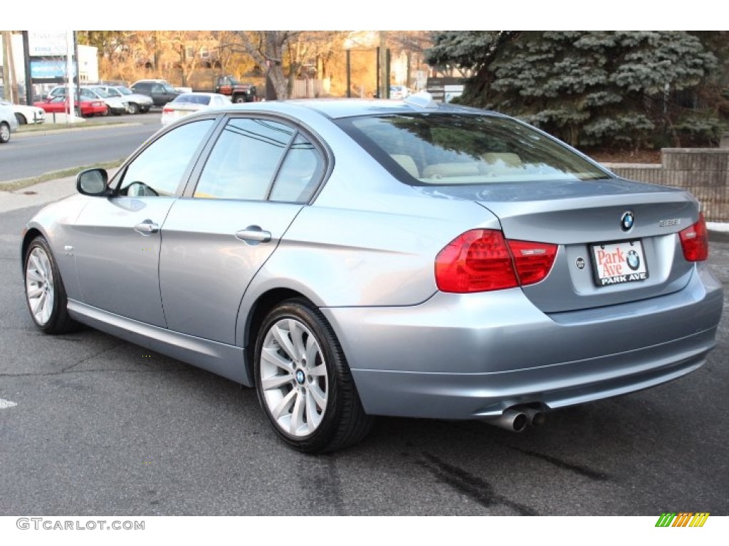 2009 3 Series 328xi Sedan - Blue Water Metallic / Beige photo #7