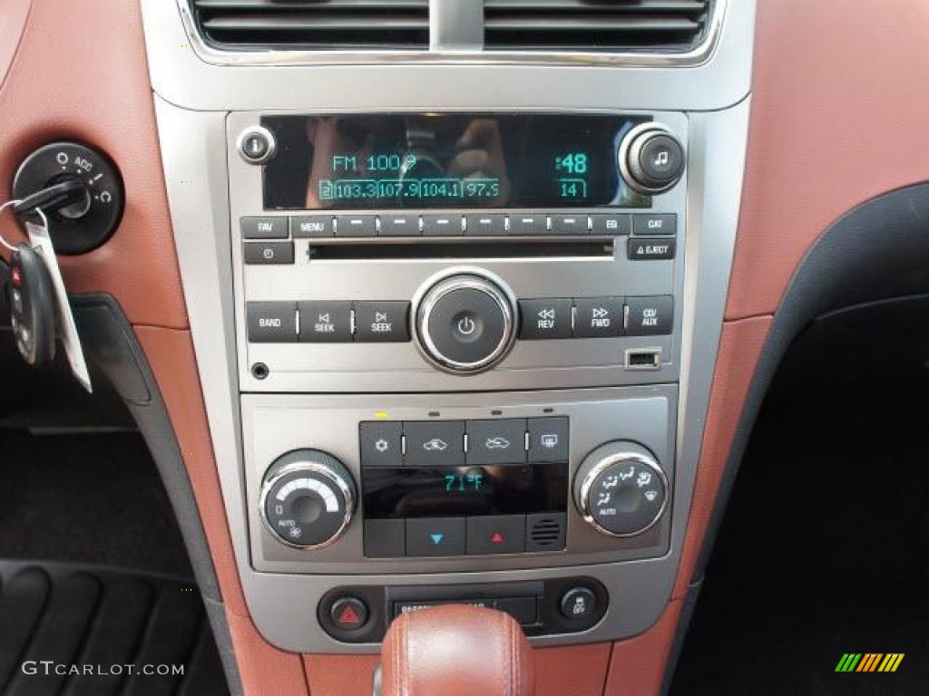 2012 Chevrolet Malibu LTZ Controls Photo #75640737