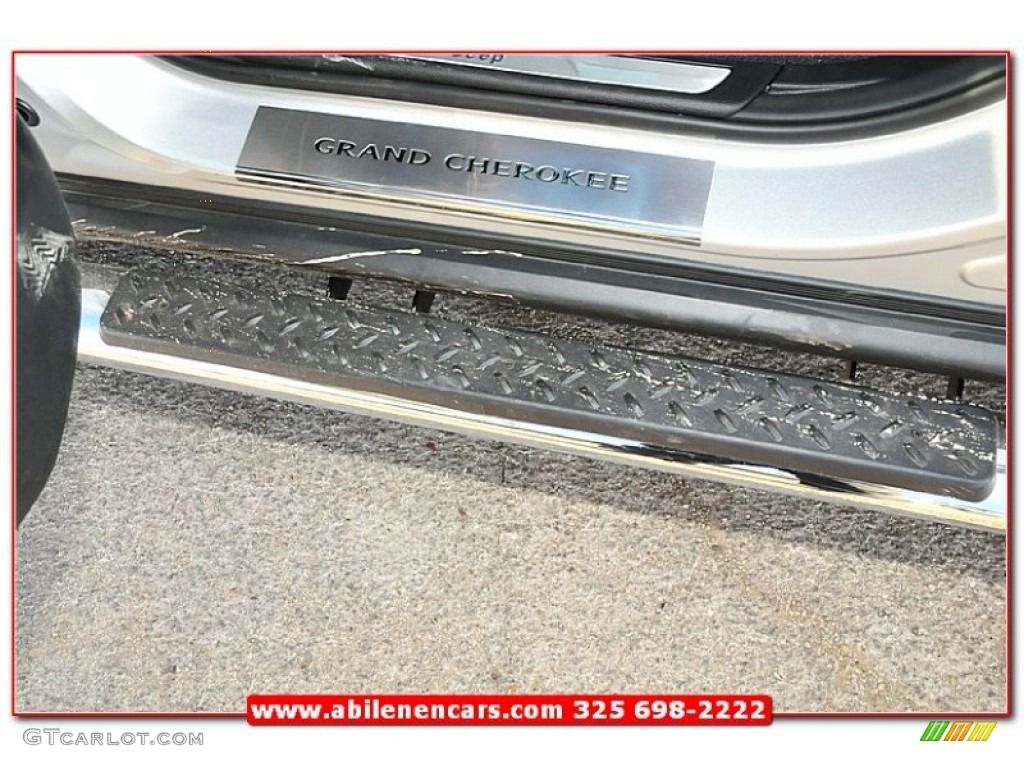 2013 Grand Cherokee Overland Summit 4x4 - Bright Silver Metallic / New Saddle/Black photo #13