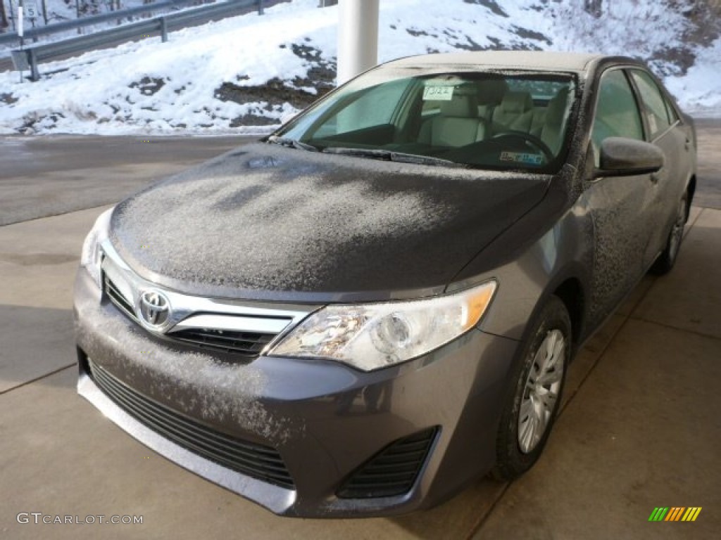 2013 Camry LE - Magnetic Gray Metallic / Ash photo #5