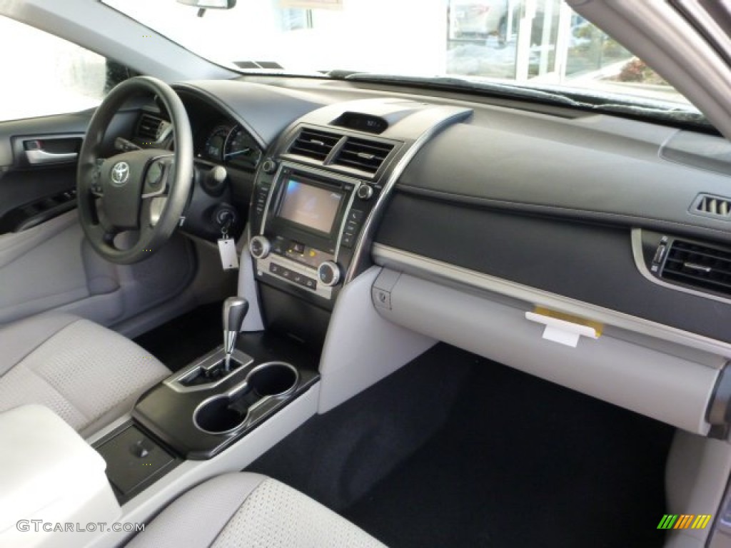 2013 Camry LE - Magnetic Gray Metallic / Ash photo #10