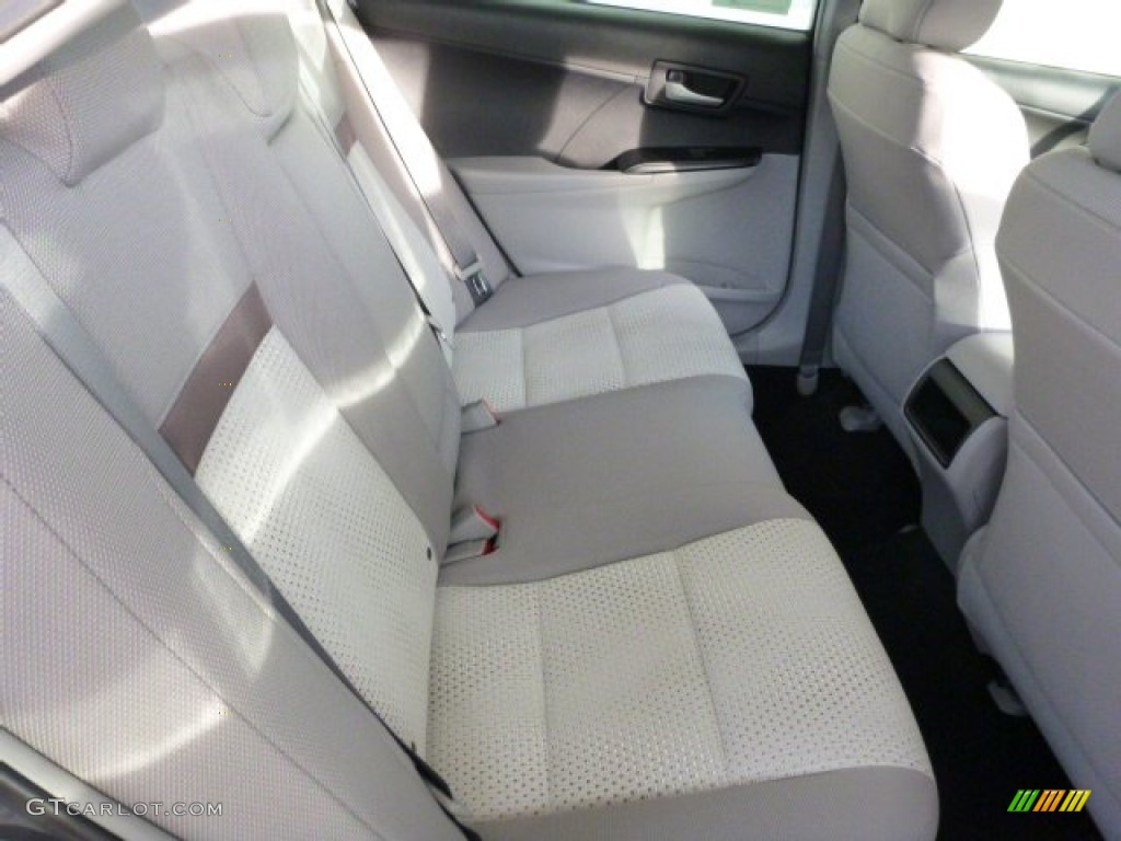 2013 Camry LE - Magnetic Gray Metallic / Ash photo #12