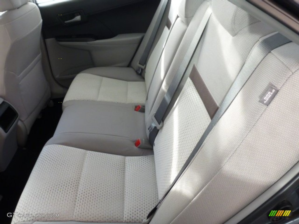 2013 Camry LE - Magnetic Gray Metallic / Ash photo #14