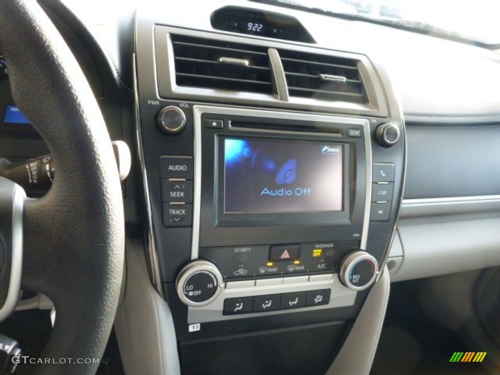 2013 Camry LE - Magnetic Gray Metallic / Ash photo #18
