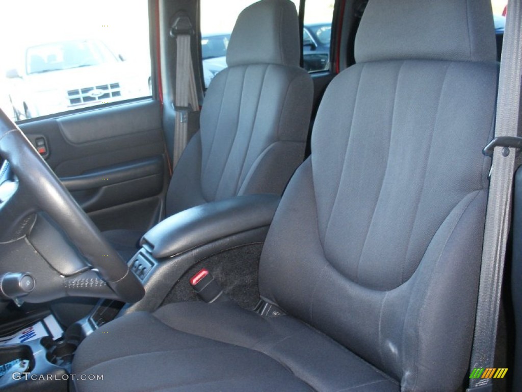 2003 Chevrolet S10 LS Crew Cab 4x4 Front Seat Photo #75647687