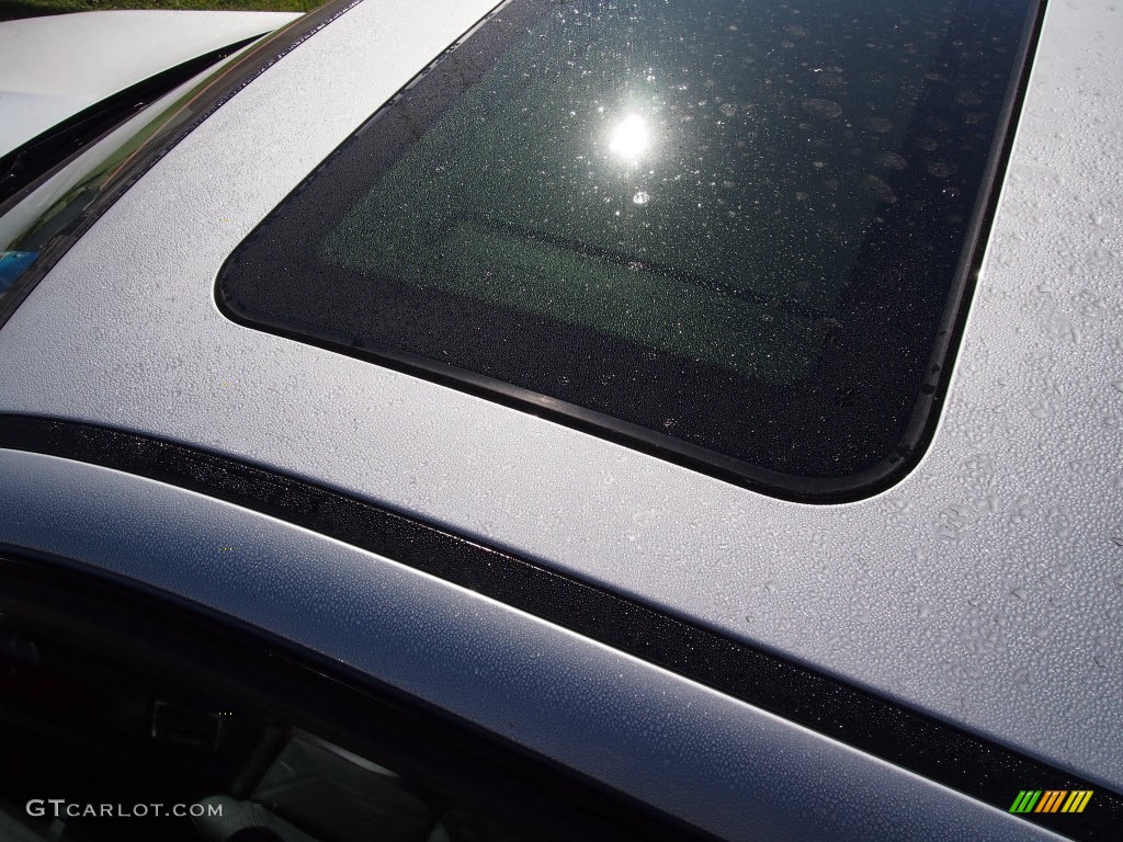 2010 3 Series 328i Sedan - Titanium Silver Metallic / Black photo #15