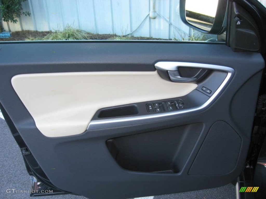 2011 Volvo XC60 T6 AWD R-Design R Design Off Black/Beige Inlay Door Panel Photo #75649409