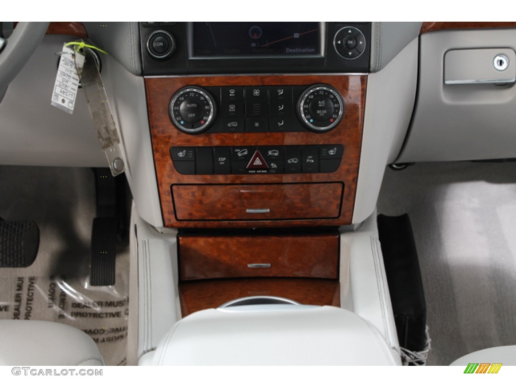 2009 Mercedes-Benz GL 450 4Matic Controls Photo #75652944