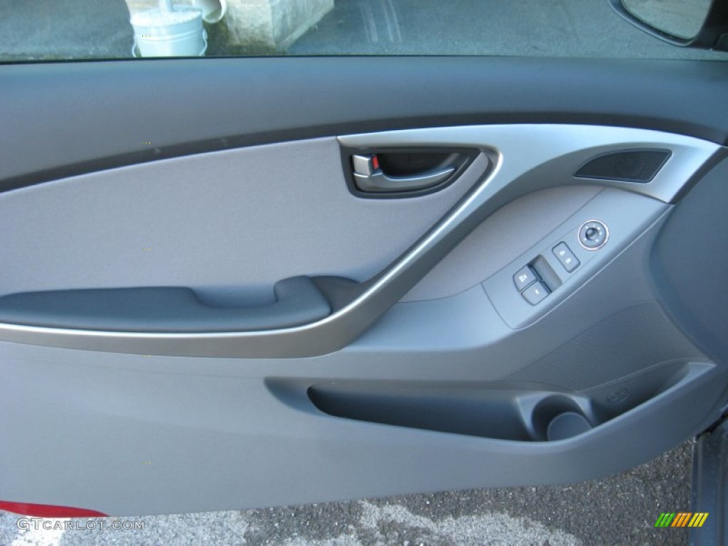 2013 Elantra Coupe GS - Titanium Gray Metallic / Gray photo #16