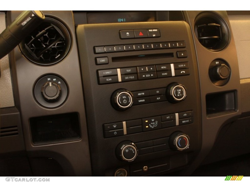 2010 F150 STX SuperCab 4x4 - Tuxedo Black / Medium Stone photo #8