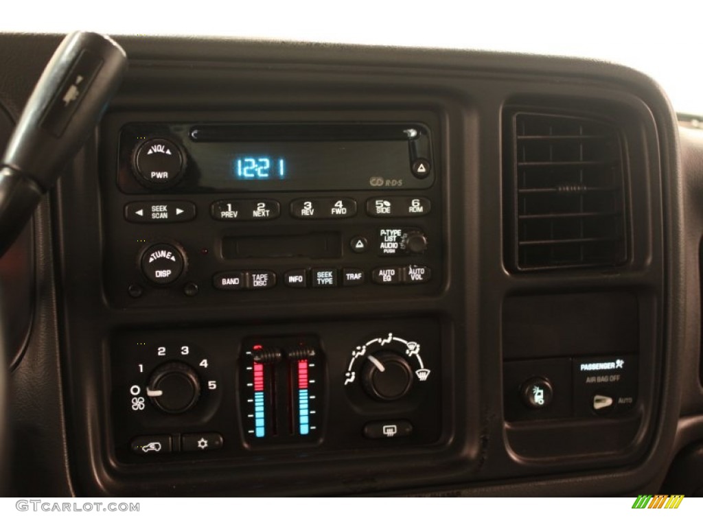 2003 GMC Sierra 1500 SLE Regular Cab 4x4 Controls Photo #75657765