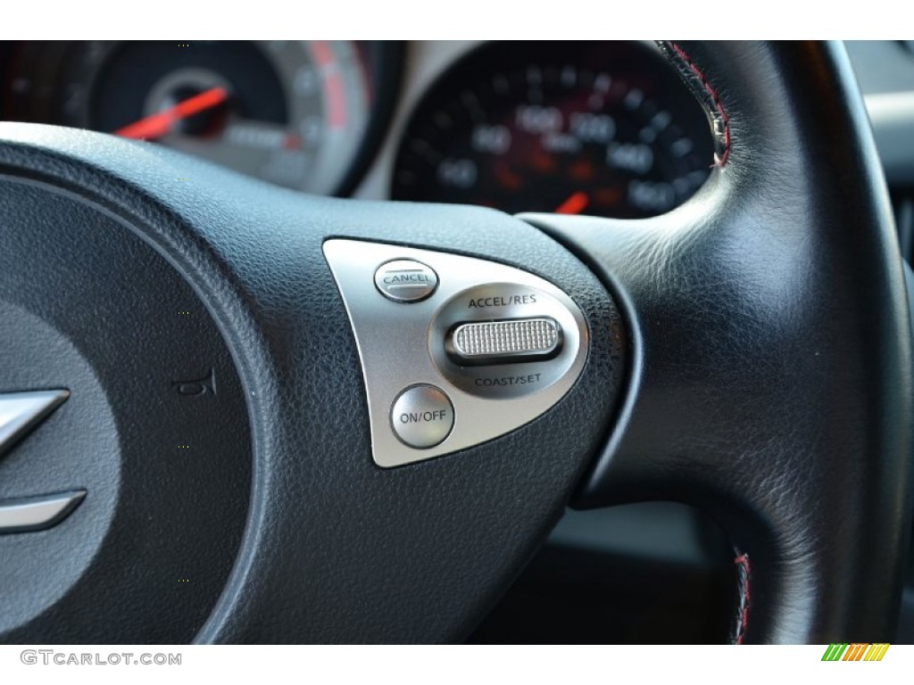 2010 Nissan 370Z Sport Coupe Controls Photos
