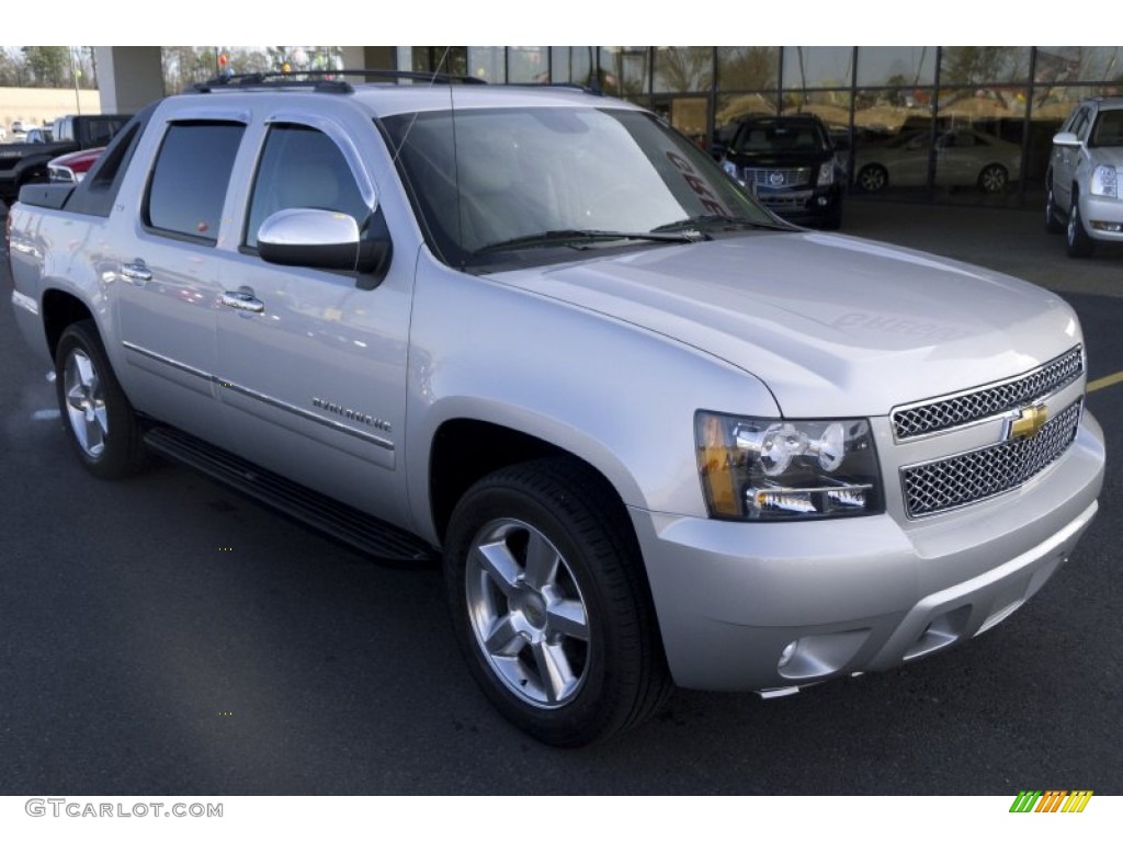 Sheer Silver Metallic 2011 Chevrolet Avalanche LTZ Exterior Photo #75662727