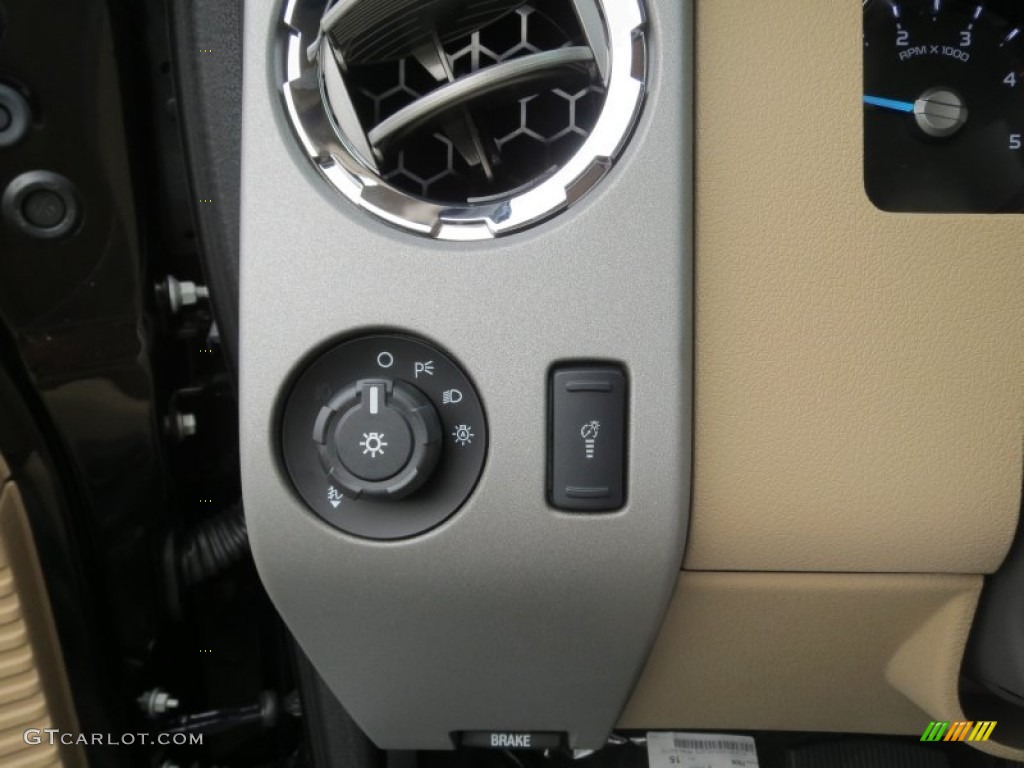 2013 Ford F350 Super Duty Lariat Crew Cab 4x4 Controls Photo #75662779
