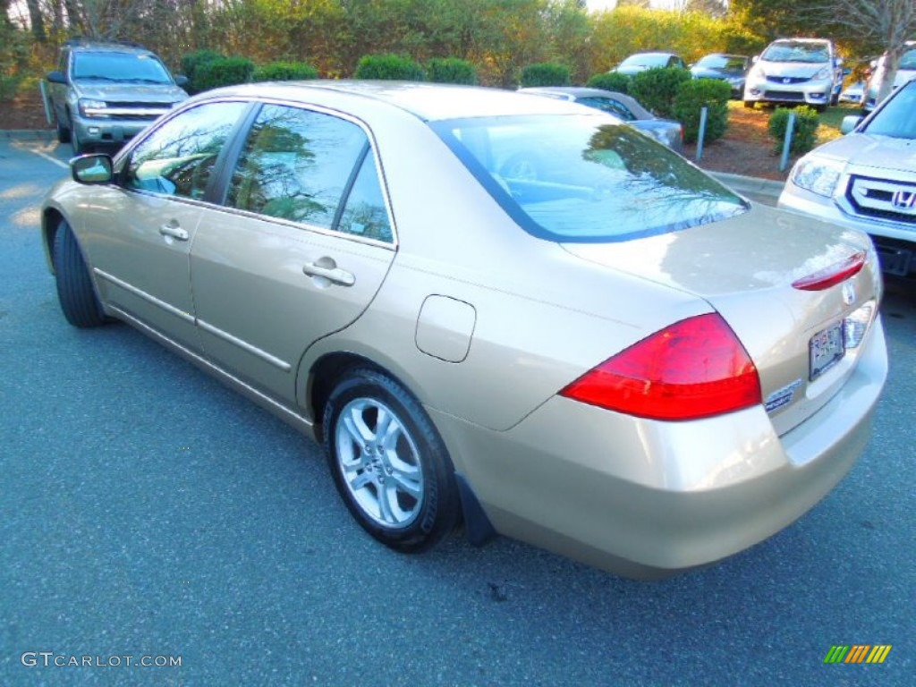 2006 Accord EX Sedan - Desert Mist Metallic / Ivory photo #5