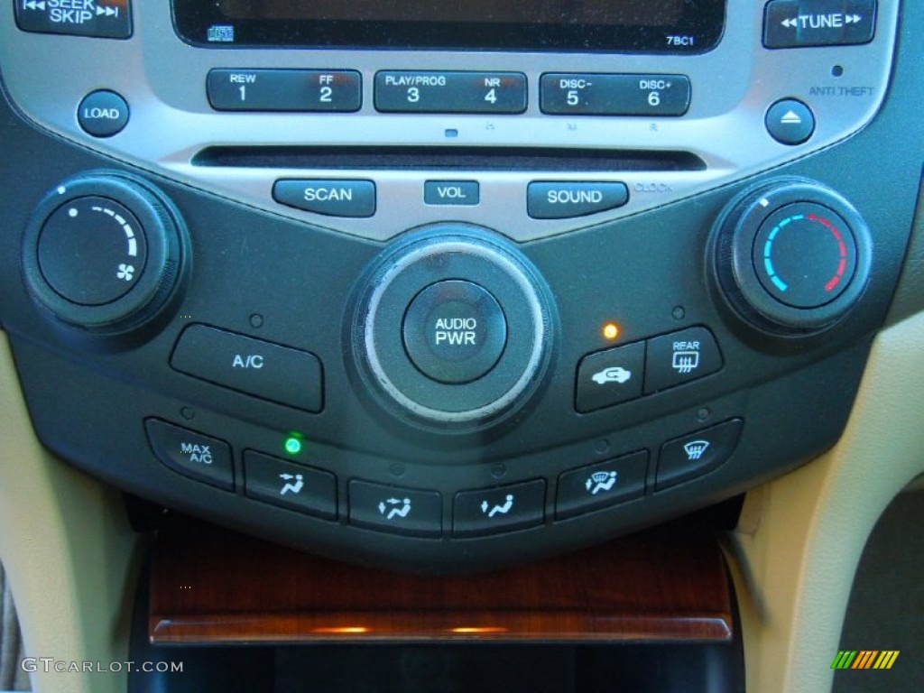 2006 Honda Accord EX Sedan Controls Photo #75663402