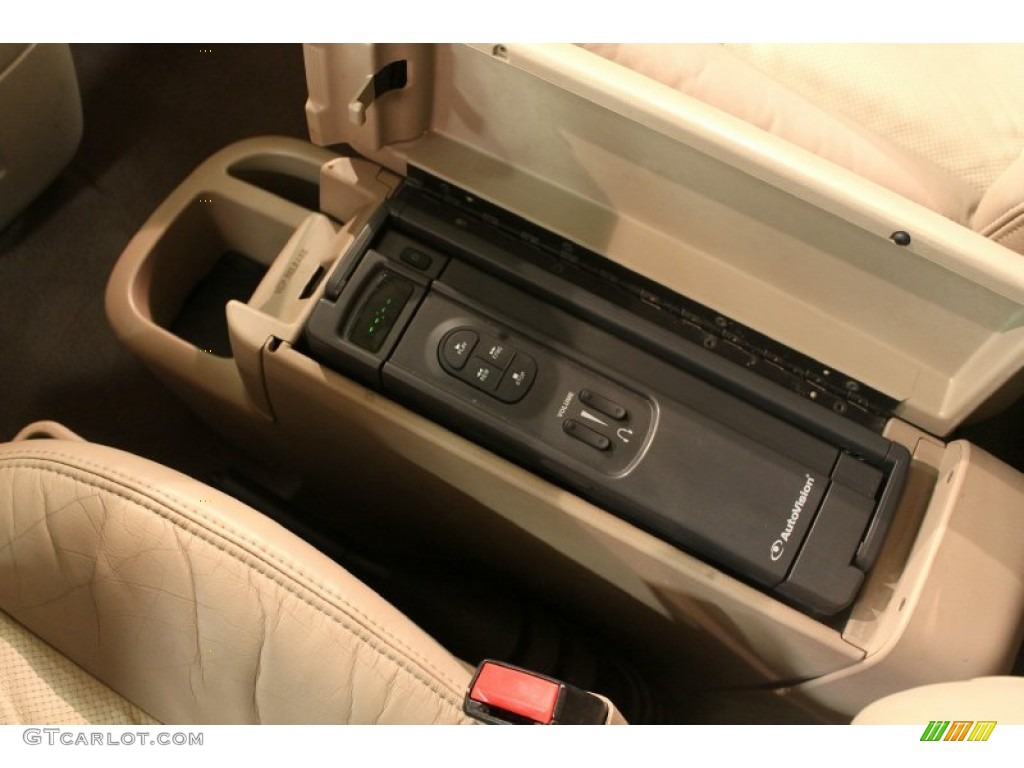 2003 Ford Windstar Limited Entertainment System Photo #75663846