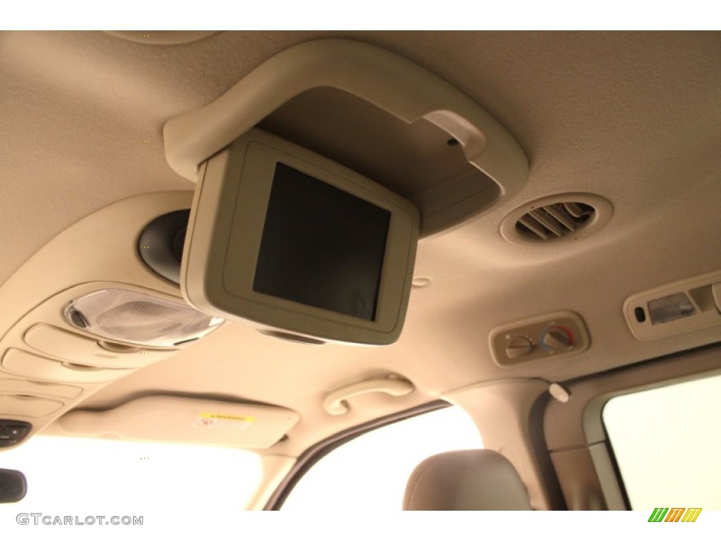 2003 Ford Windstar Limited Entertainment System Photos
