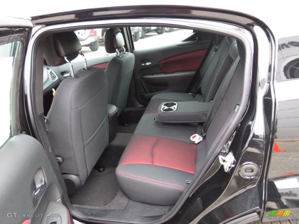 2013 Dodge Avenger SXT Rear Seat Photo #75666885