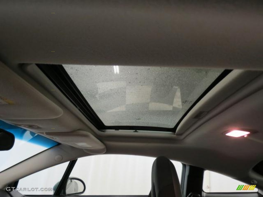 2009 Mitsubishi Eclipse GS Coupe Sunroof Photos