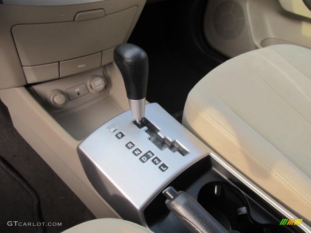 2008 Hyundai Elantra GLS Sedan Transmission Photos