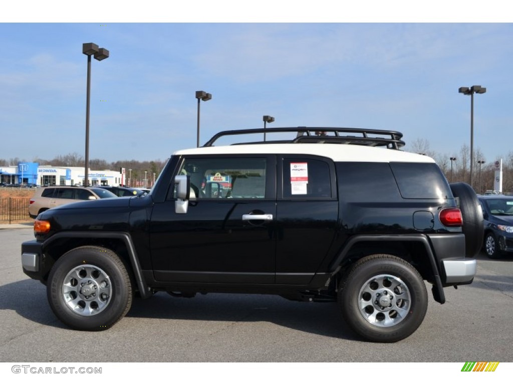 Black 2013 Toyota FJ Cruiser Standard FJ Cruiser Model Exterior Photo #75670113