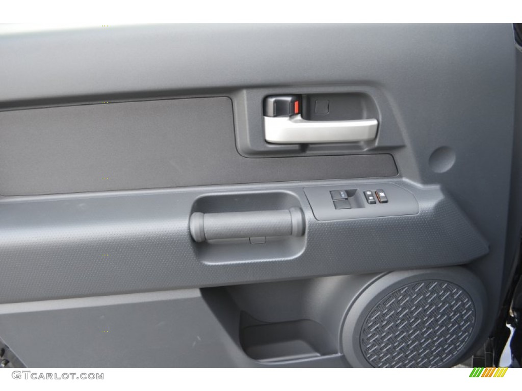 2013 Toyota FJ Cruiser Standard FJ Cruiser Model Dark Charcoal Door Panel Photo #75670245