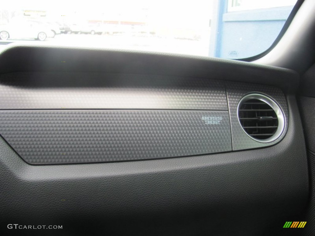 2012 Mustang Boss 302 - Performance White / Charcoal Black Recaro Sport Seats photo #22