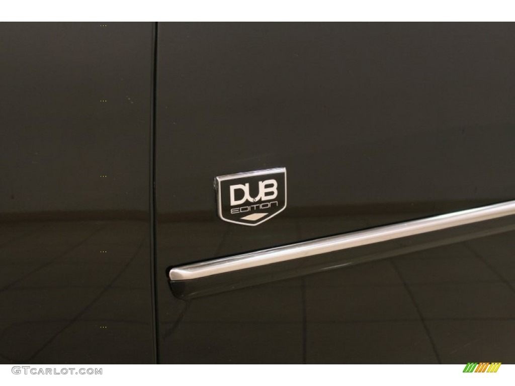 2008 300 Touring DUB Edition - Brilliant Black Crystal Pearl / Dark Slate Gray photo #3