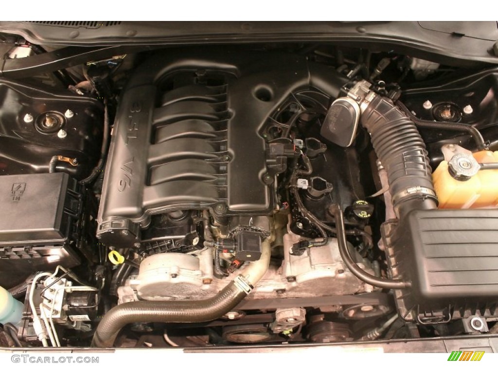 2008 Chrysler 300 Touring DUB Edition Engine Photos
