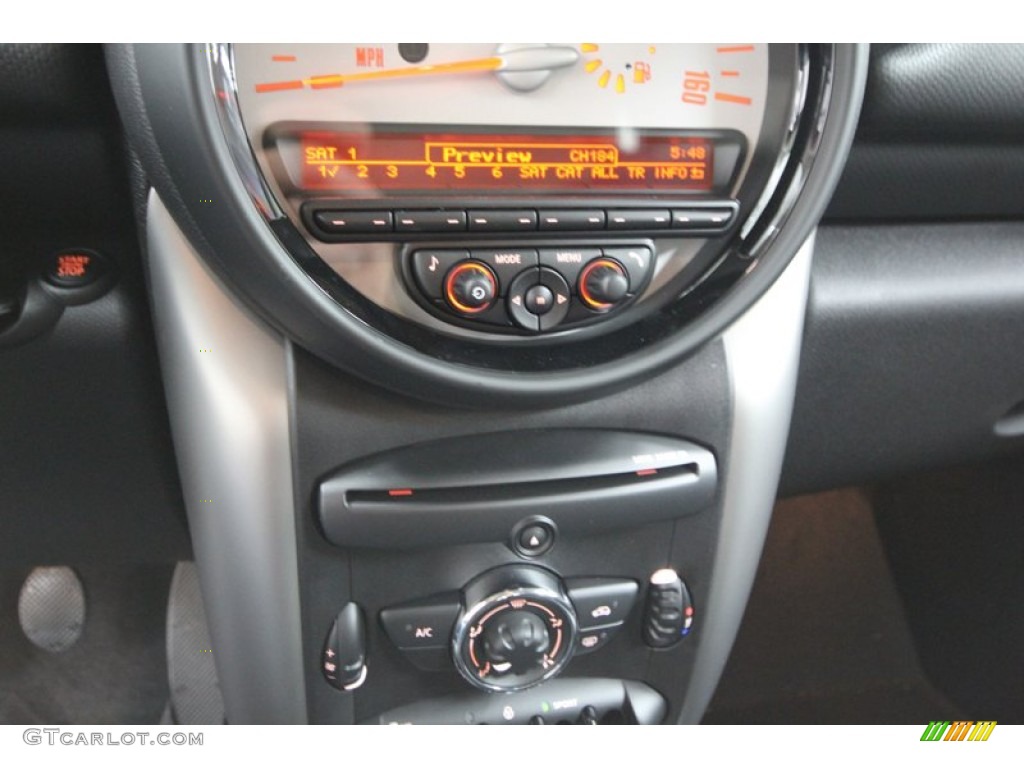 2013 Mini Cooper Countryman Controls Photo #75672558