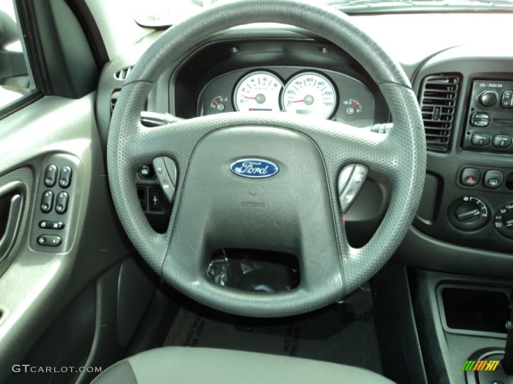 2005 Ford Escape XLS Medium/Dark Flint Grey Steering Wheel Photo #75673347