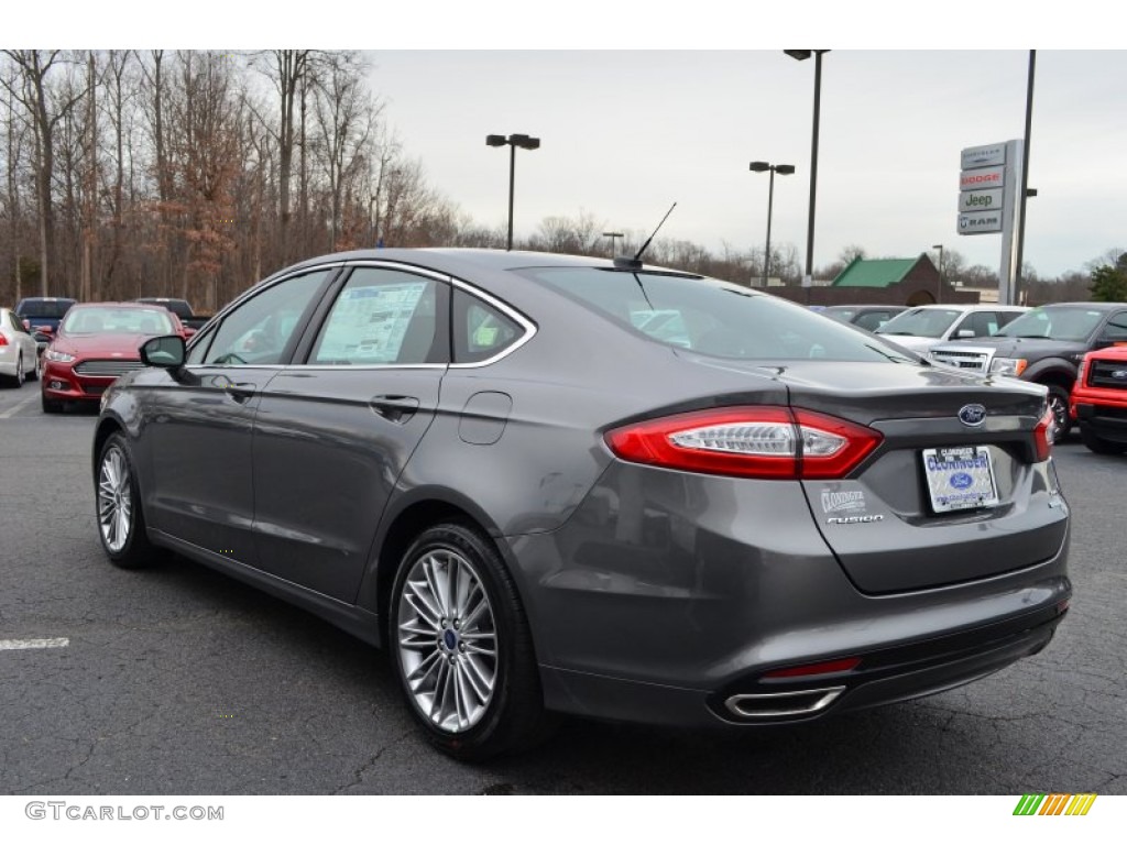 2013 Fusion SE 2.0 EcoBoost - Sterling Gray Metallic / Charcoal Black photo #42