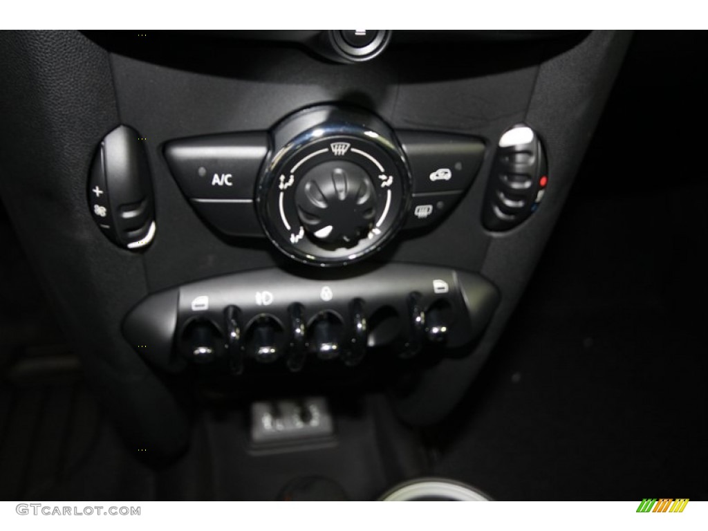 2013 Cooper S Clubman - White Silver Metallic / Carbon Black photo #15