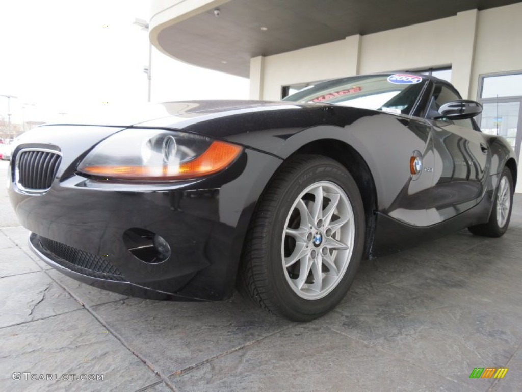 2004 Z4 2.5i Roadster - Jet Black / Black photo #1