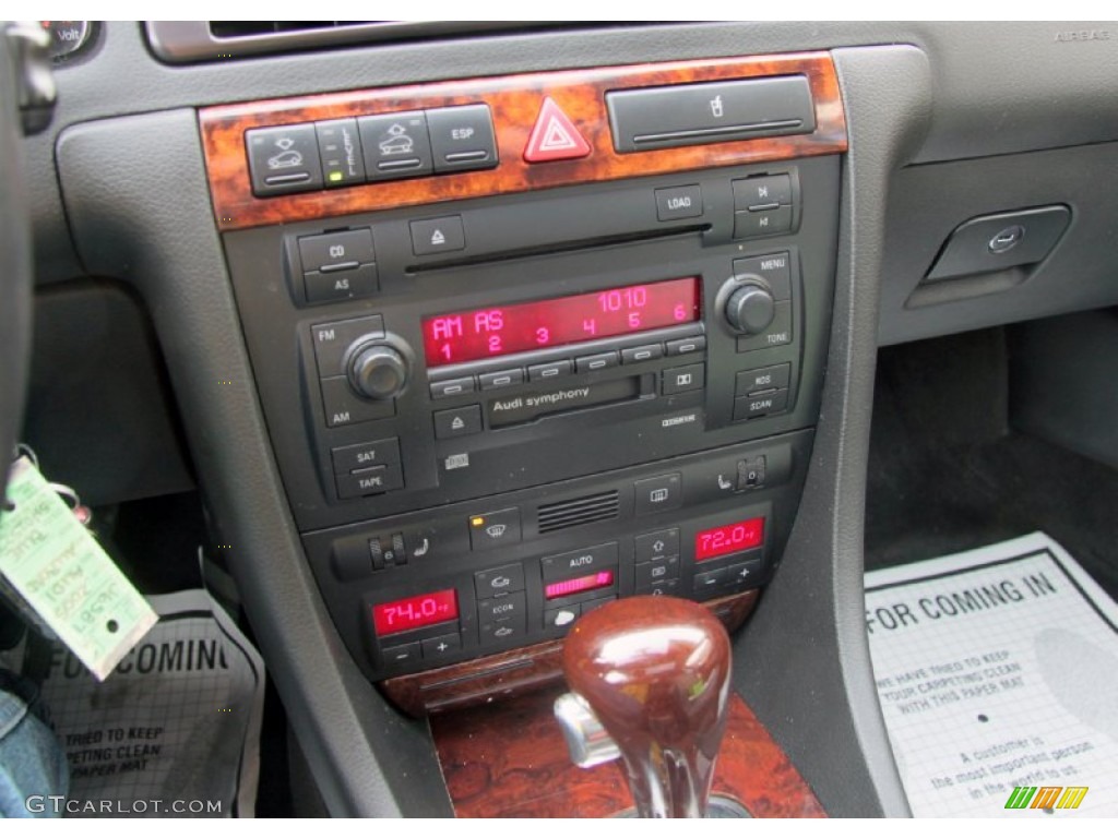 2005 Audi Allroad 4.2 quattro Controls Photos