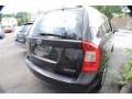 2007 Urban Gray Kia Rondo EX V6  photo #5