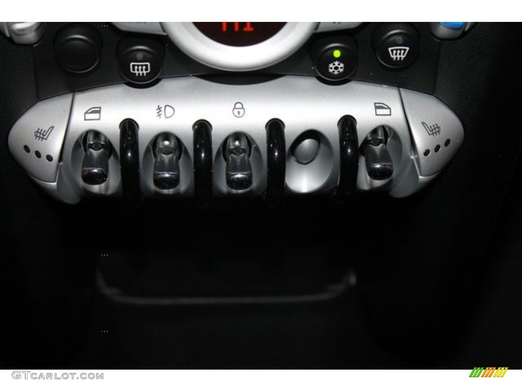 2009 Cooper S Hardtop - Pure Silver Metallic / Black/Grey photo #36