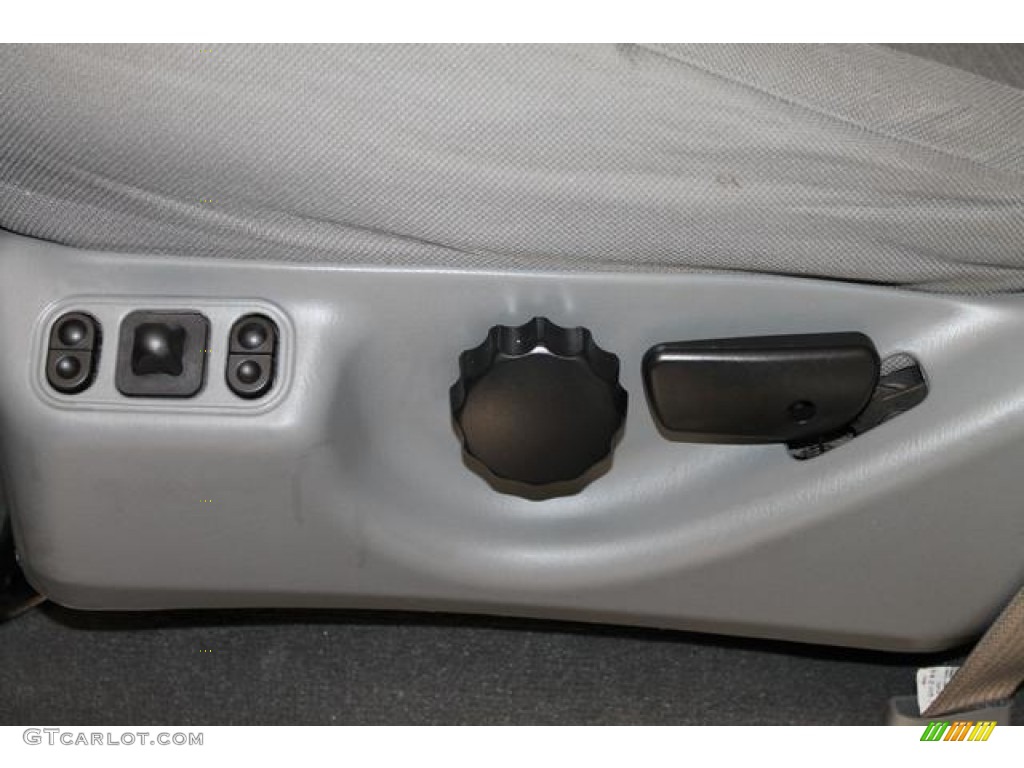 2006 F250 Super Duty FX4 Crew Cab 4x4 - Dark Shadow Gray Metallic / Medium Flint photo #48