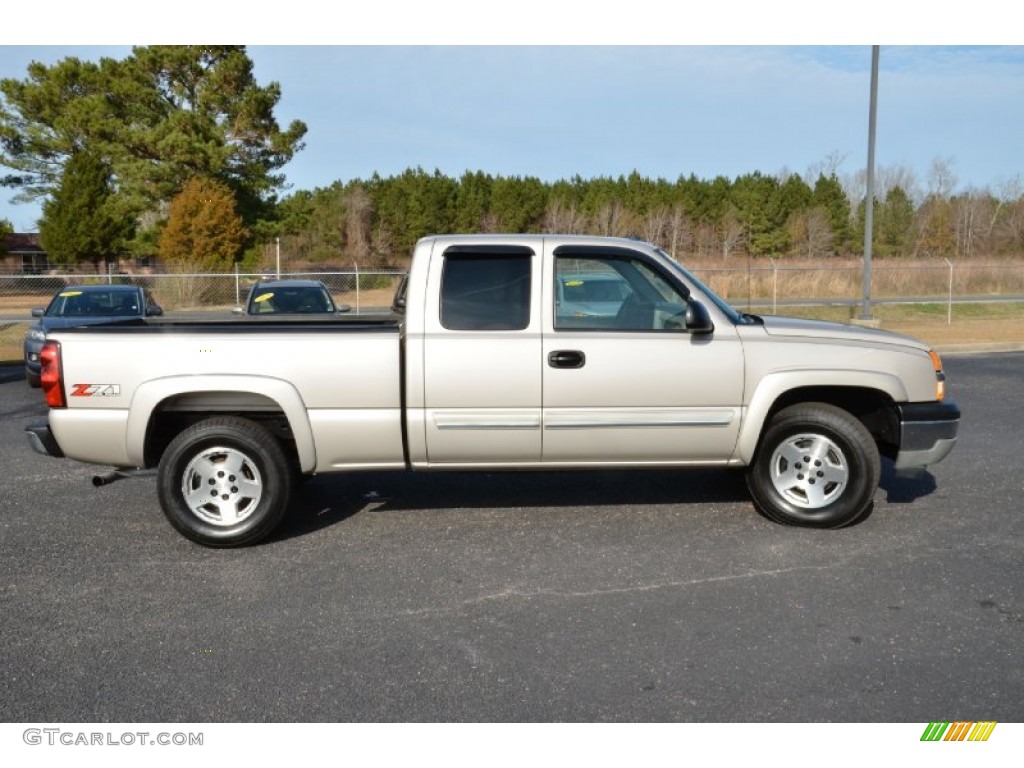 2005 Silverado 1500 Z71 Extended Cab 4x4 - Silver Birch Metallic / Medium Gray photo #4