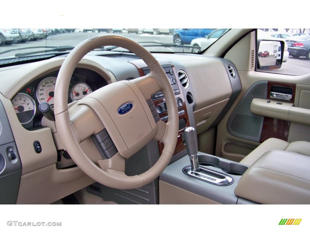 2007 Ford F150 Lariat SuperCrew 4x4 Tan Dashboard Photo #75681468