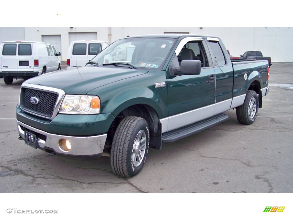 Forest Green Metallic 2007 Ford F150 XLT SuperCab 4x4 Exterior Photo #75681639