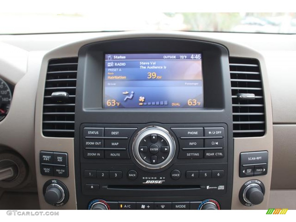 2012 Nissan Pathfinder LE Controls Photos