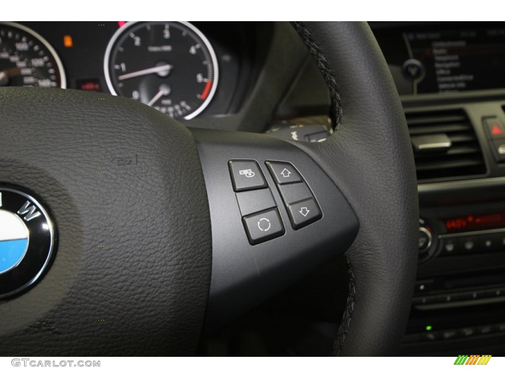 2013 BMW X5 xDrive 35d Controls Photo #75684396
