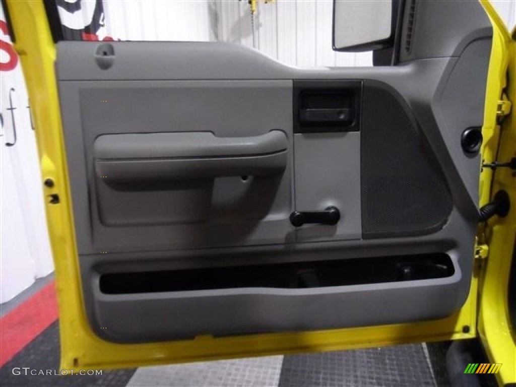 2004 F150 STX SuperCab - Blazing Yellow / Medium/Dark Flint photo #9