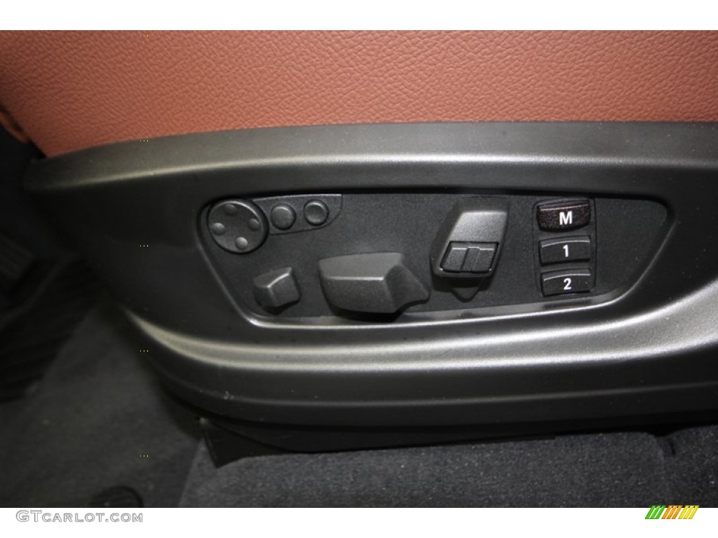 2013 BMW X5 xDrive 35i Premium Controls Photo #75685500